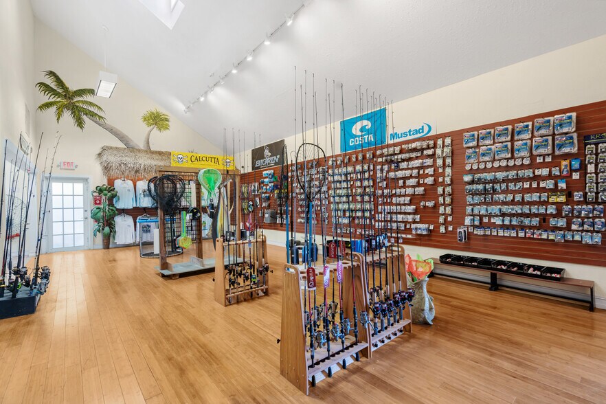 More Photos Of 102970 Overseas Hwy, Key Largo Storefront Retail Office For Sale