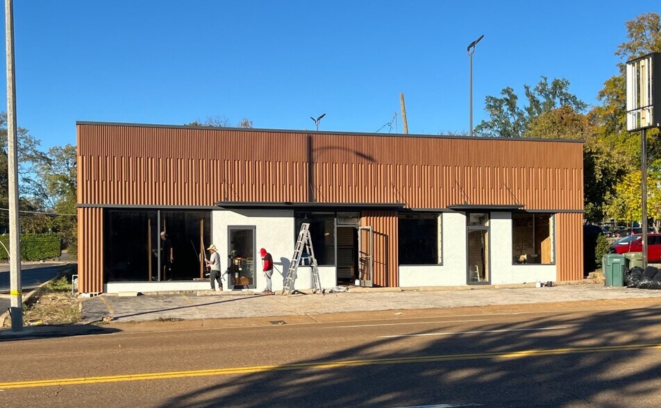 More Photos Of 1710 Union Ave, Memphis Freestanding For Lease