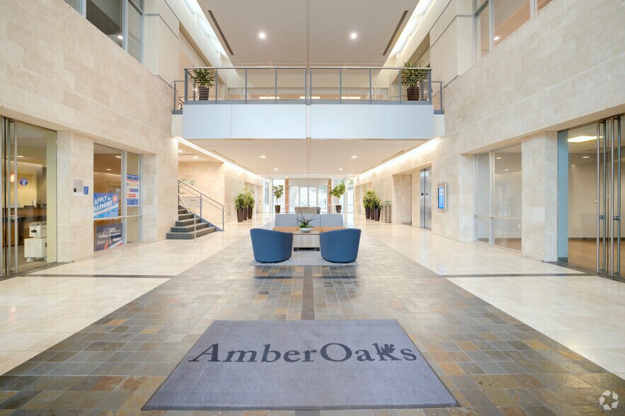 More Photos Of 9601 Amberglen Blvd, Austin Office For Lease