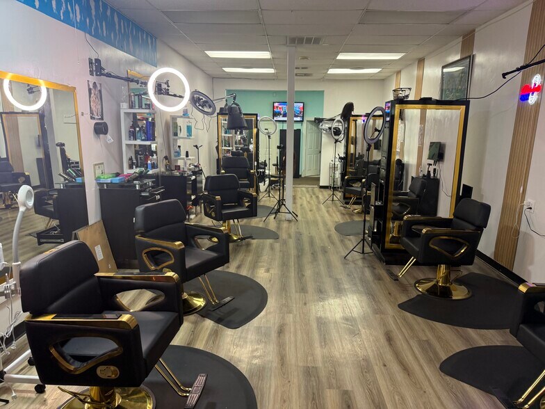 More Photos Of 2717-2737 8th Ave, Fort Worth Storefront Retail Office For Lease