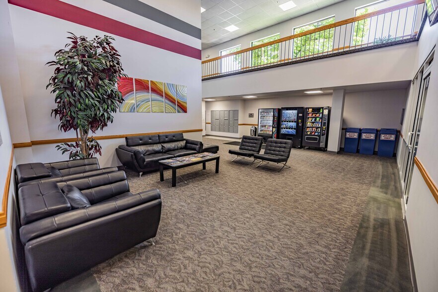 More Photos Of 800 W 5th Ave, Naperville Office For Lease