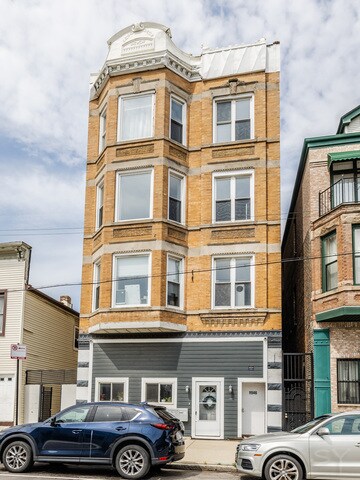 More Photos Of , Chicago Multifamily For Sale