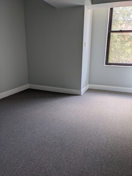 More Photos Of 2125-2129 Maryland Ave, Baltimore Office For Lease