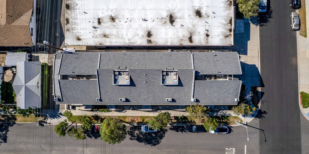 More Photos Of 638 E Tujunga Ave, Burbank Apartments For Sale