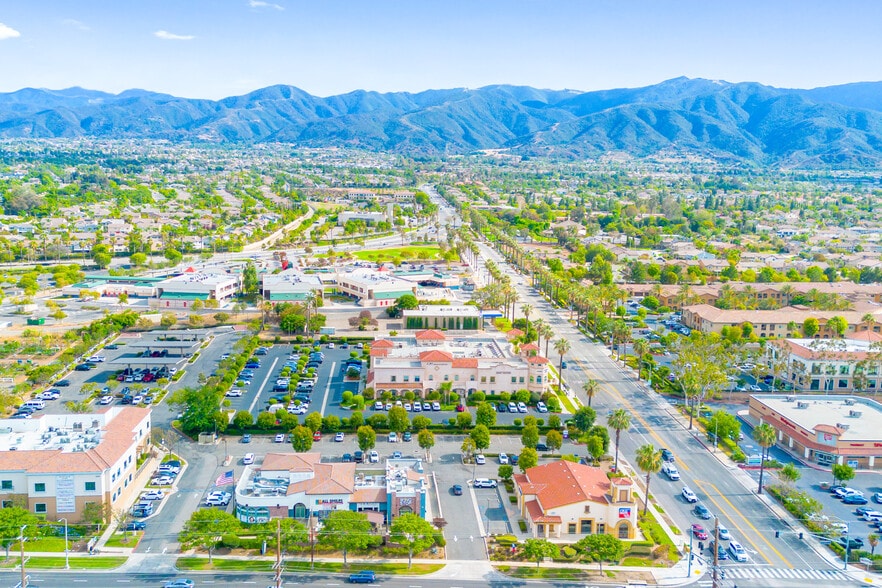 More Photos Of 2275 S Main St, Corona Office For Sale