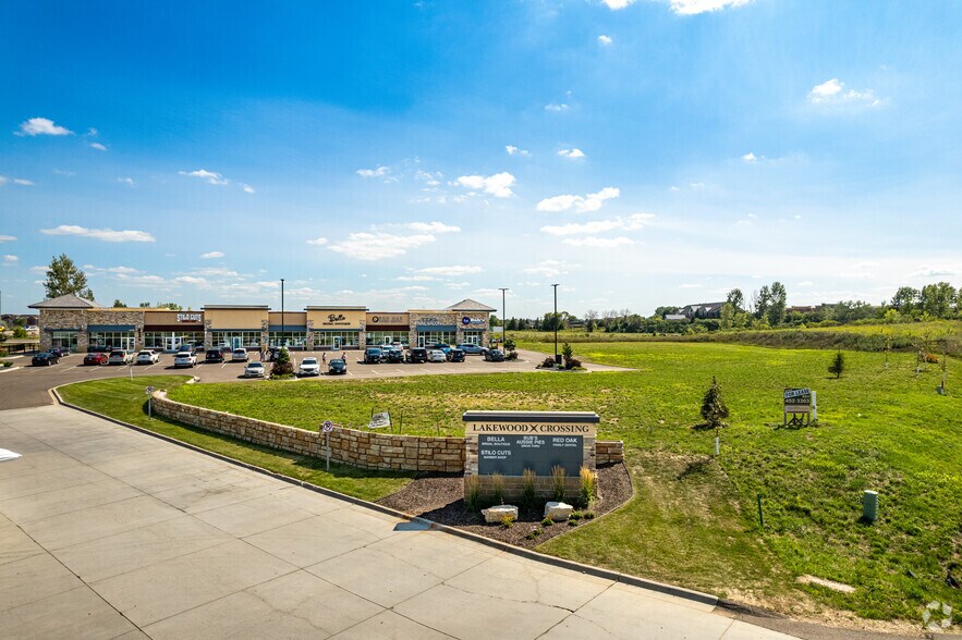 More Photos Of 9931-9947 Hudson Blvd N, Lake Elmo General Retail For Lease