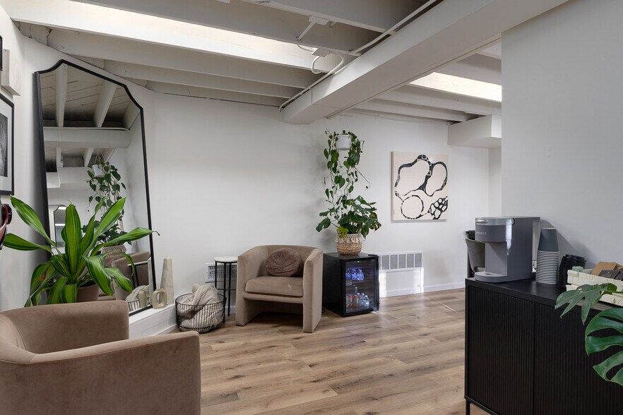 More Photos Of 2404 4th St, Cuyahoga Falls Office For Sale