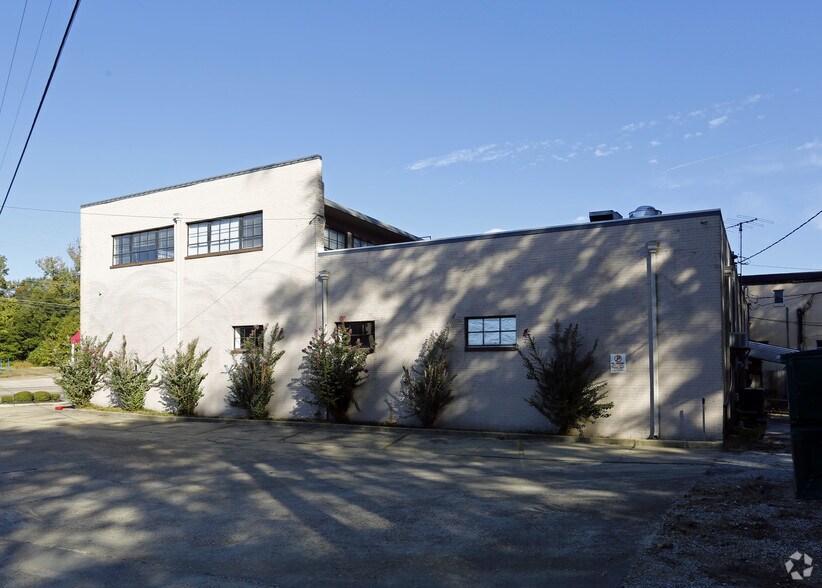 More Photos Of 704 N Gloster St, Tupelo Office For Sale