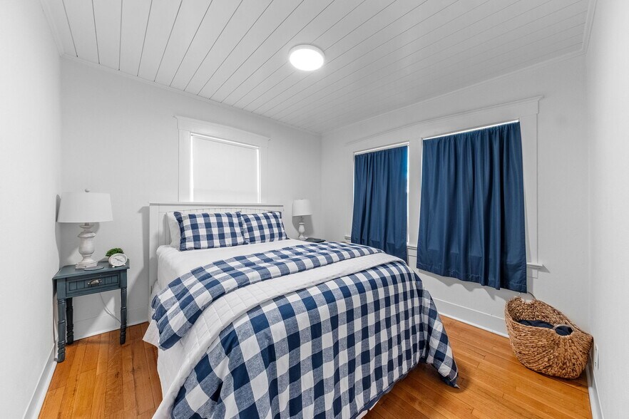 More Photos Of 233 Jackson St, Augusta Specialty For Sale