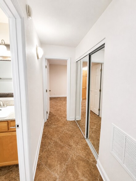 More Photos Of 3151 Soaring Gulls Dr, Las Vegas Apartments For Lease