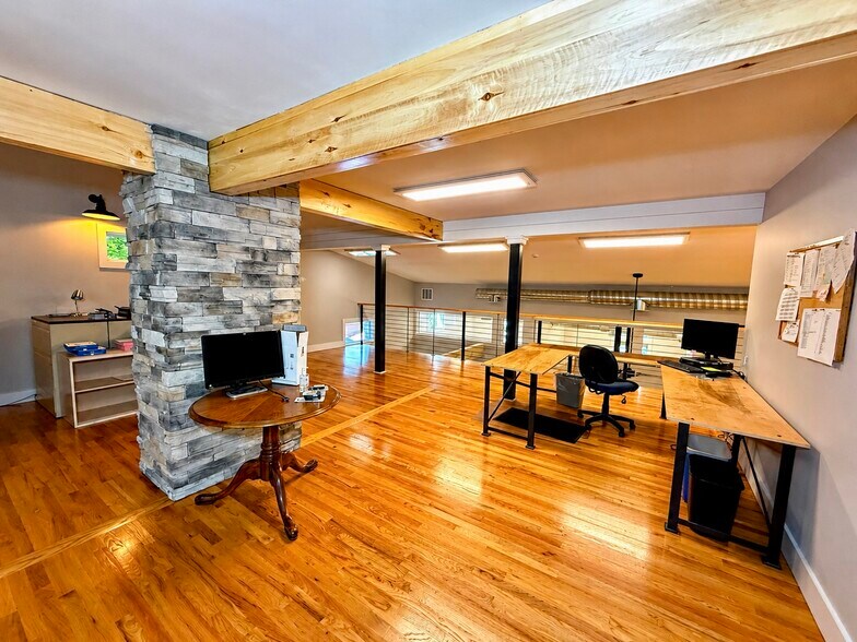 More Photos Of 210 Brooklea Dr, Fayetteville Freestanding For Sale