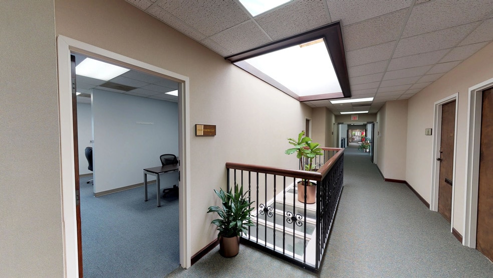 More Photos Of 2101 N Sardis Rd, Charlotte Office For Sale