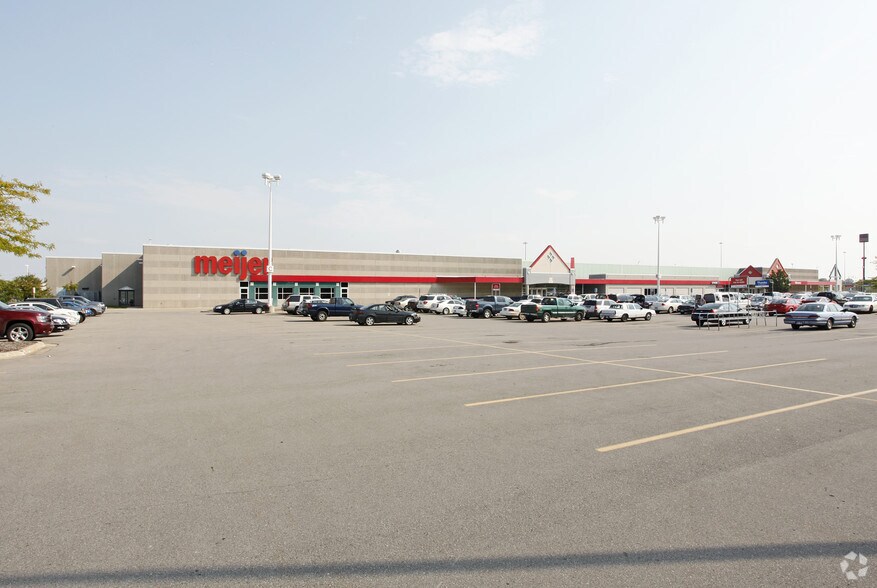 Primary Photo Of 49900 Grand River Ave, Wixom General Retail For Sale