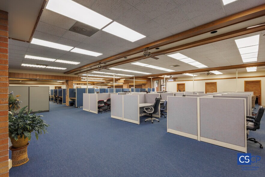 More Photos Of 855 W Ash Ave, Duncan Office For Sale