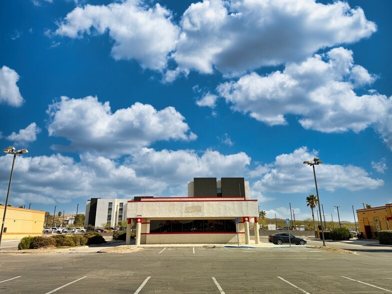 More Photos Of 2791 Lenwood Rd, Barstow Fast Food For Lease