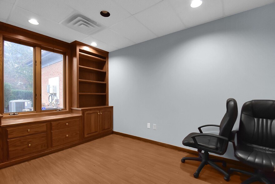 More Photos Of 660 Cooper Rd, Westerville Medical For Sale