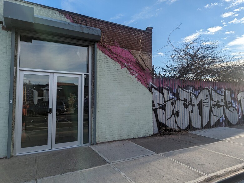 More Photos Of 27 Knickerbocker Ave, Brooklyn Industrial For Sale