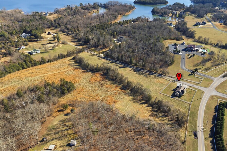 More Photos Of 1522 New Hope Rd, Rockwood Specialty For Sale