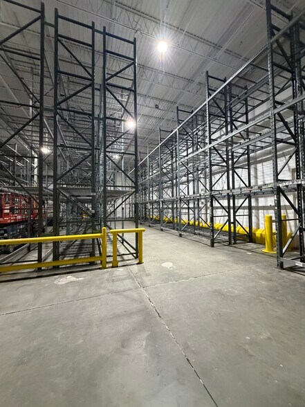 More Photos Of 6422 Harney Rd, Tampa Refrigeration Cold Storage For Lease