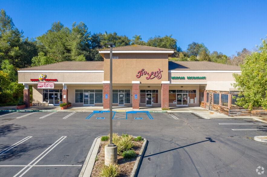 More Photos Of 12205-12295 Scripps Poway Pky, Poway Unknown For Lease