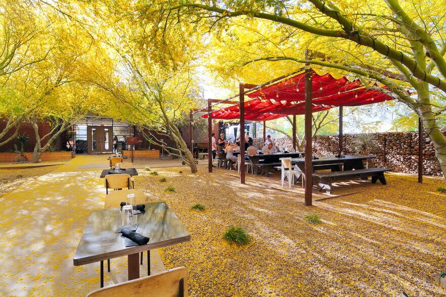 More Photos Of 3243 N 3rd St, Phoenix Restaurant For Sale