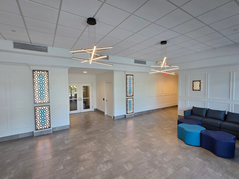 More Photos Of 33 Technology Dr, Warren Office For Lease