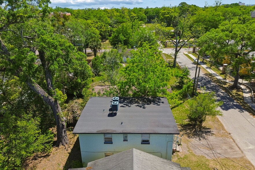 More Photos Of 1659 Dot St, Jacksonville Apartments For Sale