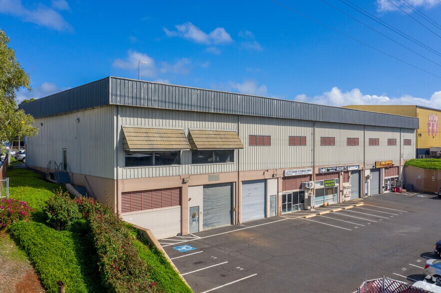 Primary Photo Of 98-718 Moanalua Rd, Pearl City Warehouse For Lease