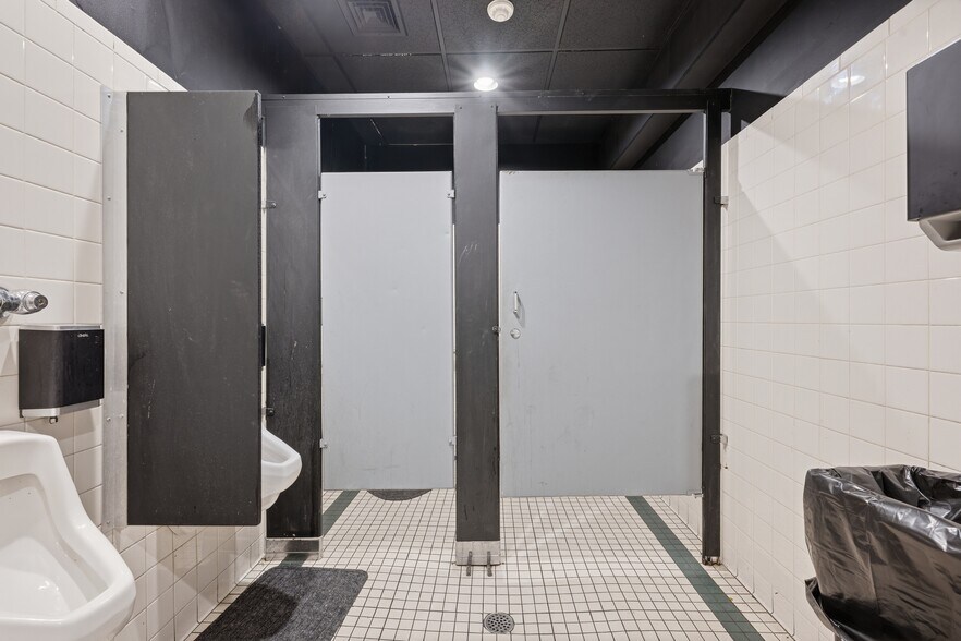 More Photos Of 370 E Main St, Ansonia Restaurant For Sale