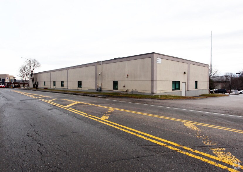 More Photos Of 350 Plantation St, Worcester Office For Lease