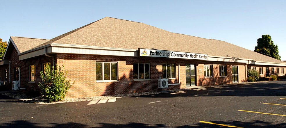 More Photos Of 5793 W Grande Market Dr, Appleton Unknown For Lease