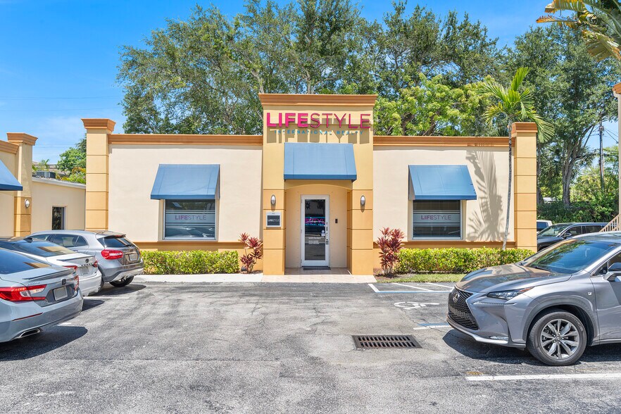 More Photos Of , Fort Lauderdale Unknown For Sale