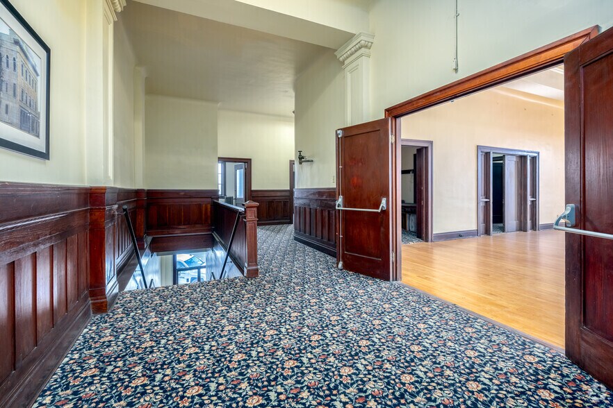 More Photos Of 115 N Butte St, Willows Loft Creative Space For Lease