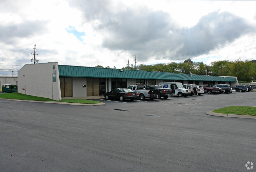 More Photos Of 118-122 Space Park Dr, Nashville Unknown For Lease