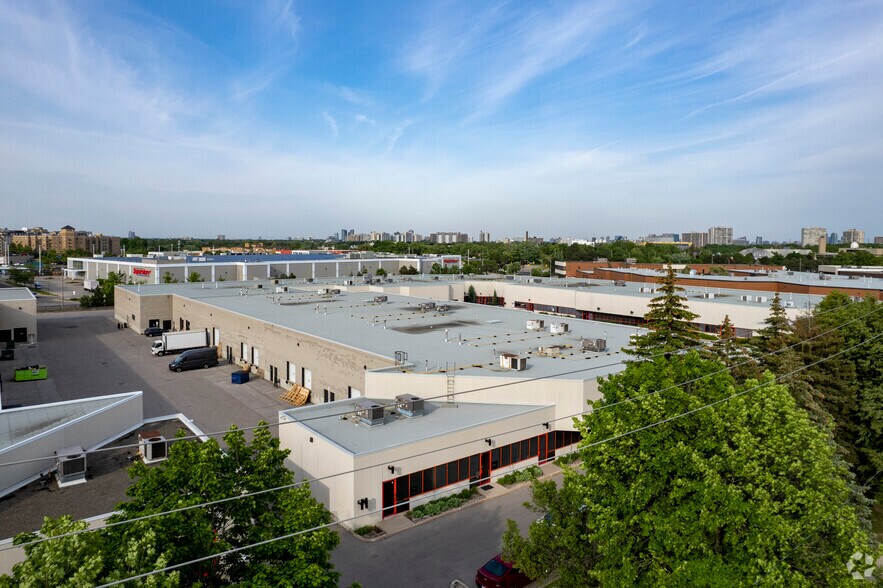 More Photos Of 601 Magnetic Dr, Toronto Showroom For Lease