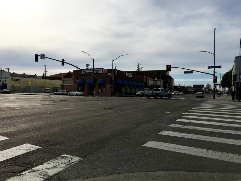 More Photos Of 8511 S Vermont Ave, Los Angeles Storefront For Lease