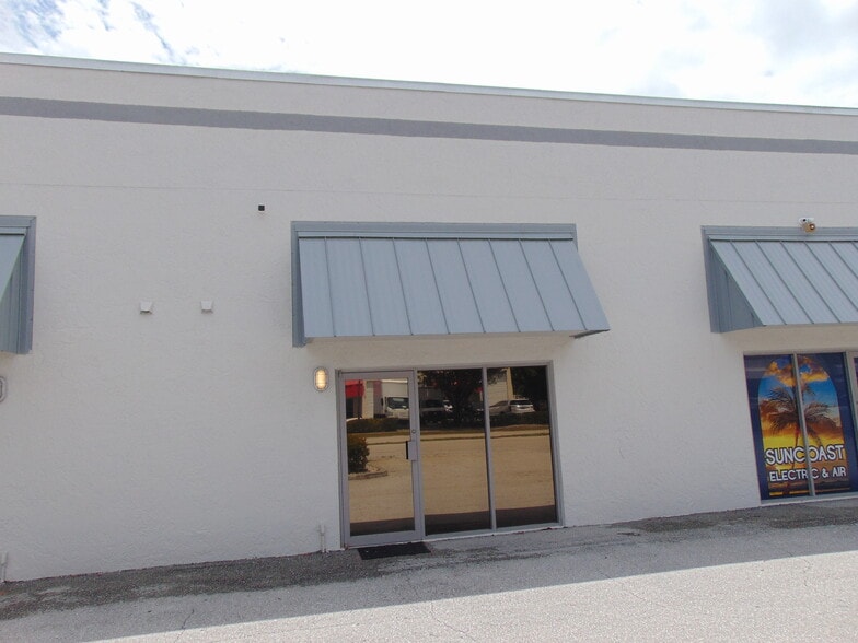 More Photos Of 3010 SW 14th Pl, Boynton Beach Flex For Sale