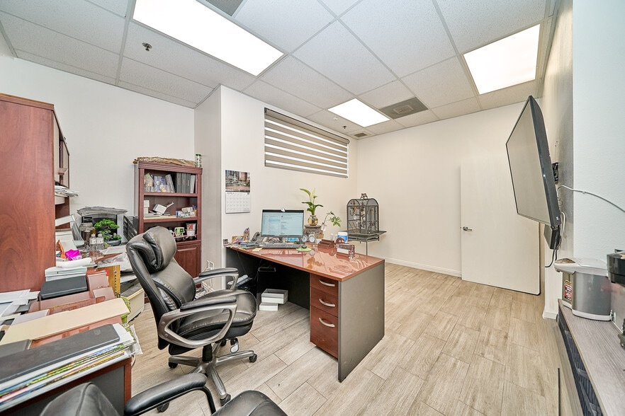 More Photos Of 308 S 1st Ave, Arcadia Apartments For Sale