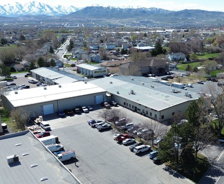 More Photos Of 1657 N State St, Lehi Manufacturing For Lease