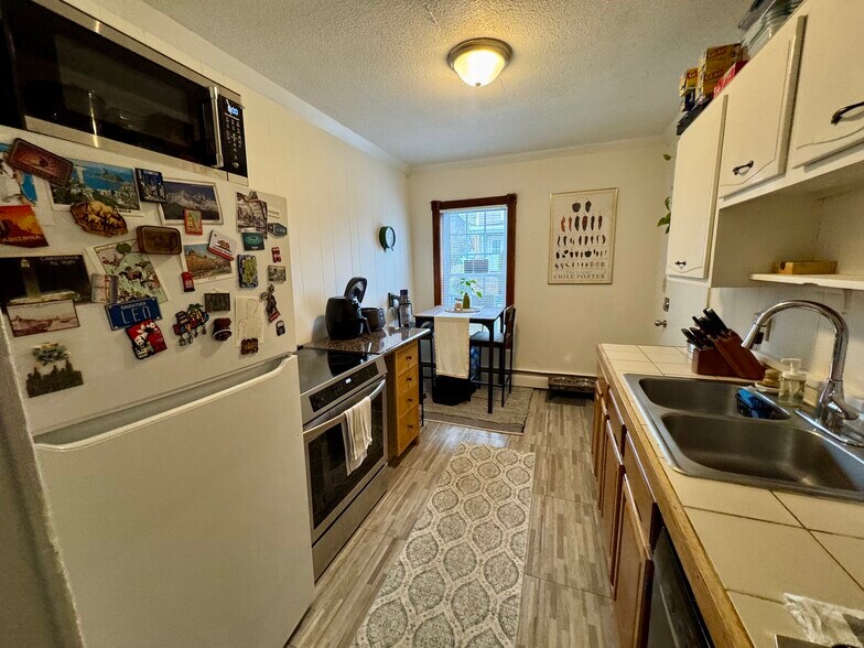 More Photos Of 24 West St, Lebanon Apartments For Sale