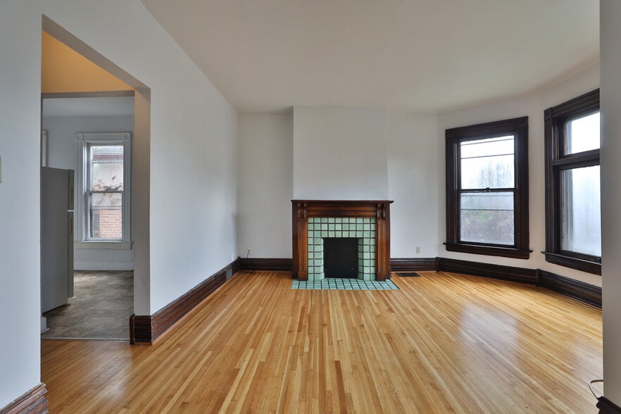 More Photos Of 51 Clark Pl, Columbus Multifamily For Sale
