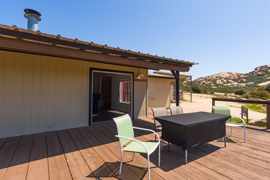 More Photos Of 19191 High Glen Rd, Alpine Specialty For Sale