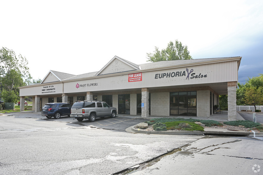 Primary Photo Of 8327-8339 N Congress Ave, Kansas City Storefront Retail Office For Sale