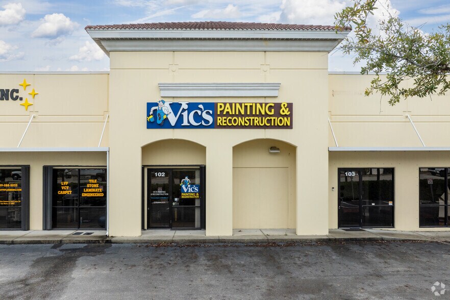 More Photos Of 17000 Alico Commerce Ct, Fort Myers Flex For Sale