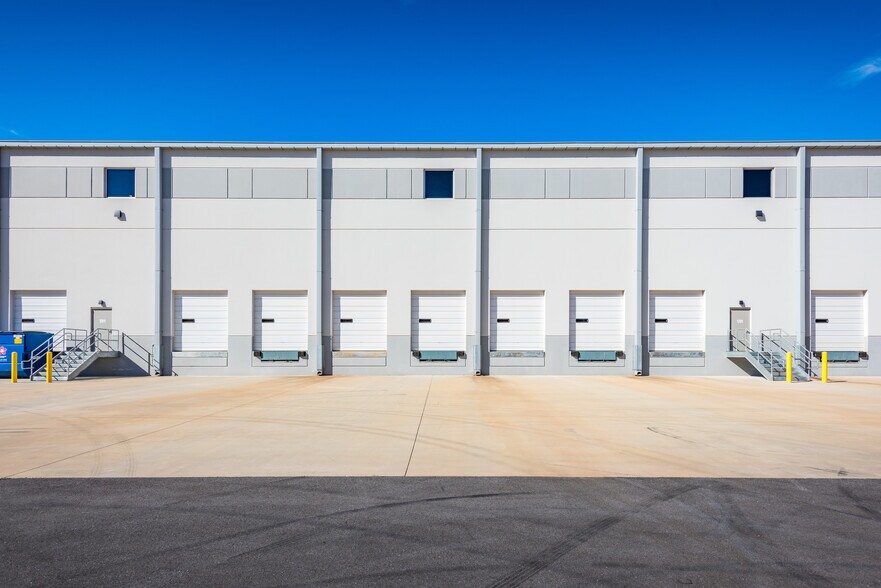 More Photos Of 1701 Old Grove Rd, Piedmont Warehouse For Lease