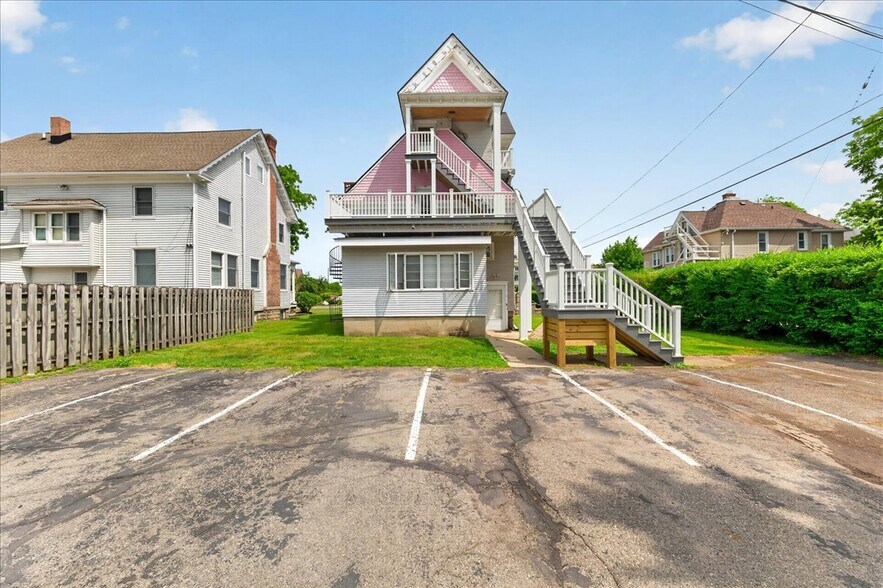 More Photos Of 415 W Forest Ave, Ypsilanti Sorority Fraternity House For Sale