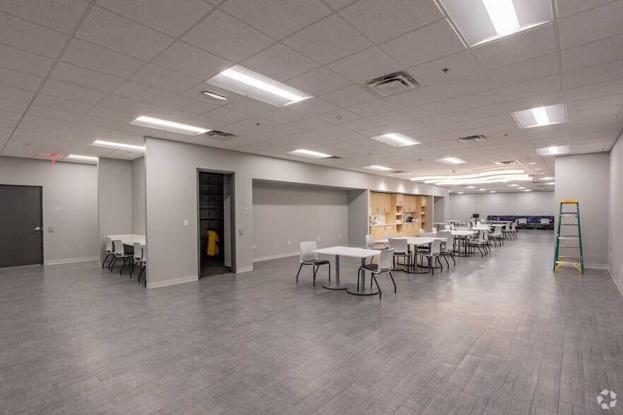 More Photos Of 981 Industrial Park Rd, Columbia Manufacturing For Lease