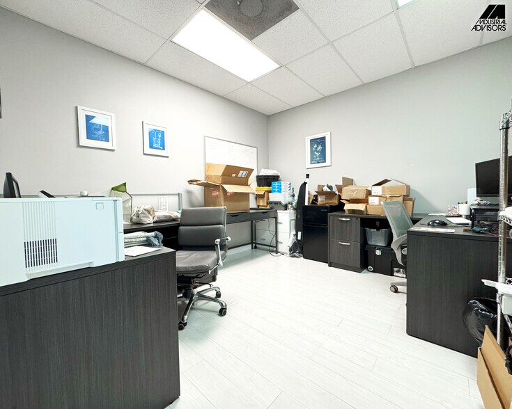 More Photos Of 4131 SW 47th Ave, Davie Flex For Lease