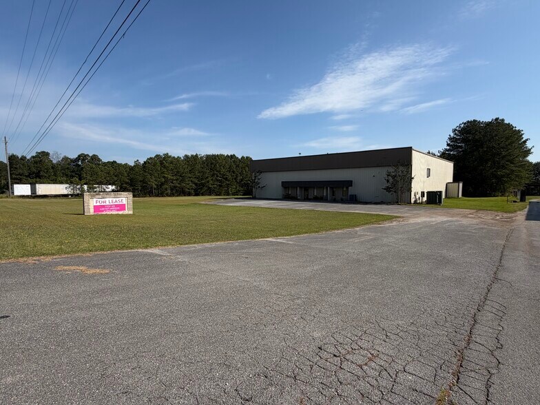 More Photos Of 524 Golf Course Rd, Tallapoosa Warehouse For Lease