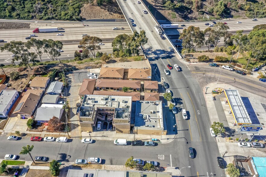 More Photos Of 4682 Iowa St, San Diego Office For Sale